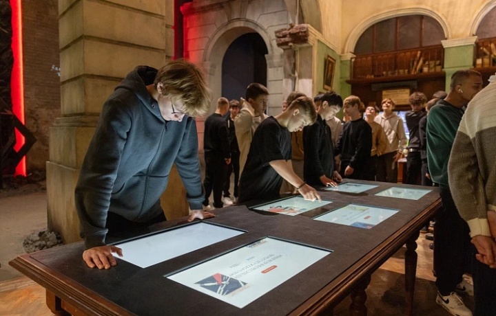 Юные спортсмены прониклись подвигом советского народа!